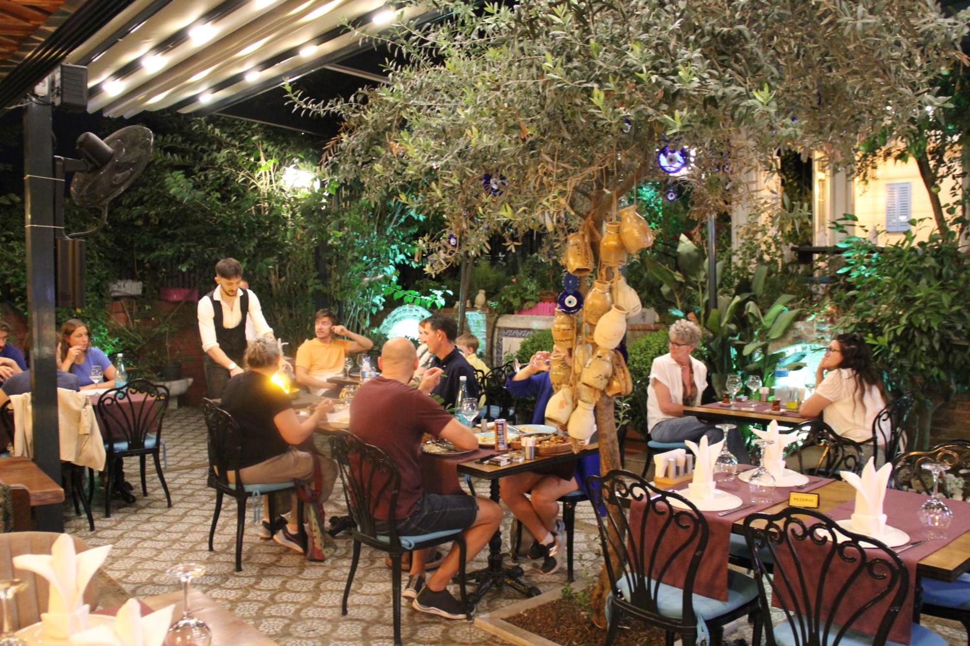 Olive Garden Apart Hotel Istanbul Eksteriør bilde
